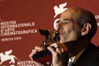 El director Samuel Maoz celebra su León de Oro como mejor película por "Lebanon"
